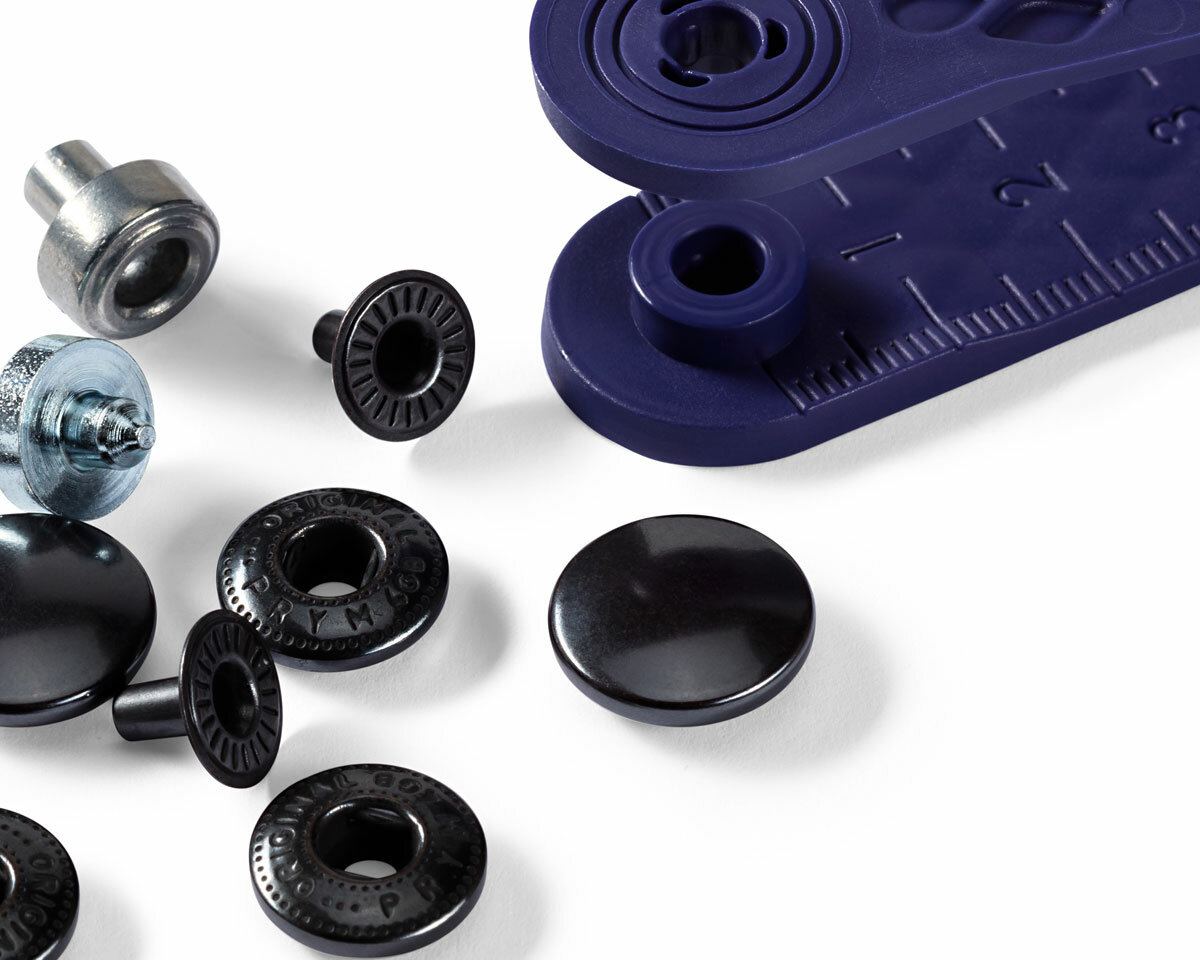 Bouton Pression Prym Anorak Laquered Cap Noire (15 Mm) Fondeuses De Presse Non Coupées - 1 Prym 1530 Bouton Pression Prym Anorak Laquered Cap Noire (15 Mm) Fondeuses De Presse Non Coupées - 1 Prym 1530