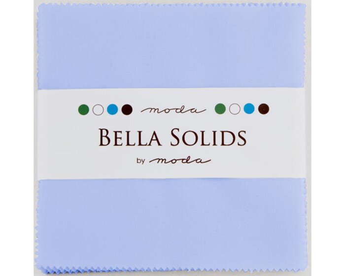 Precuts Charm Pack BELLA SOLIDS, 12,5 x 12,5 cm, 42 Quadrate, helles taubenblau, Moda Fabrics