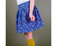 Feiner Baumwollstoff, Popeline FOREST TREASURE, Blätter und Beerenzweige, anthrazit-olivgelb