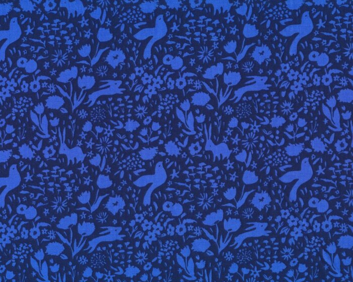 Patchworkstoff SOMMER, Häschen auf der Wiese, dunkelblau-blau