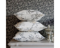 Englischer Leinen-Dekostoff Clarke & Clarke PROVENCE, Ornamentblüten mit Papageien, natur-schwarz