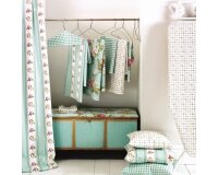 Englischer Dekostoff Clarke & Clarke "Vintage Classics Retro Floral" mit Comic-Blumen, stumpfes dunkelrot-hellblau