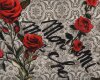 Italienischer Designer Seidenstoff, Crepe de Chine MON CHER, Rosen auf Spitze, rot-dunkles moosgrün