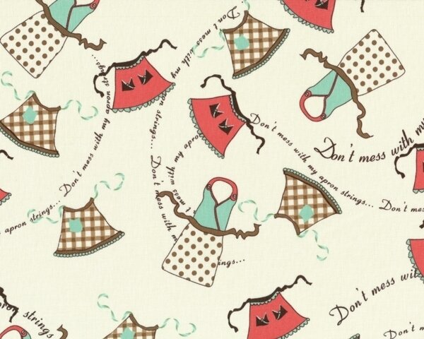 Patchworkserie DOMESTIC DIVA mit verspielten Schürzen und Schriftzug, cremé-pastellrot