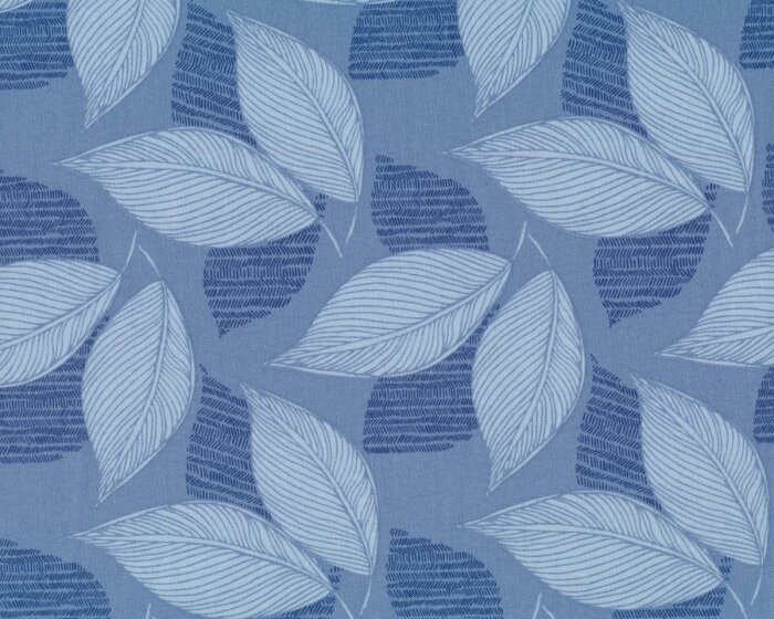 Patchworkstoff ARIA, große Blätter, taubenblau-helles taubenblau, Moda Fabrics