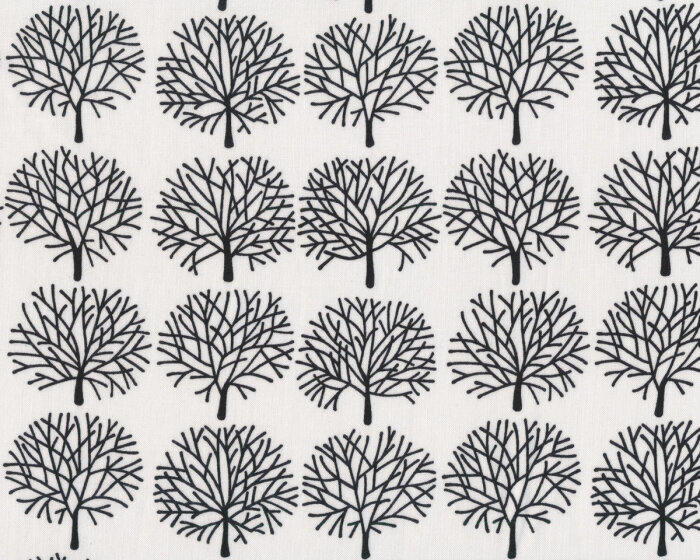 Patchworkstoff FRAU RICHTER, gezeichnete Bäume, weiß-schwarz