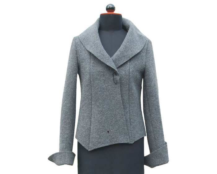 Zwischenmass Schnittmuster JACKE MIT MANSCHETTEN, 168 K (Kleiner Umfang)