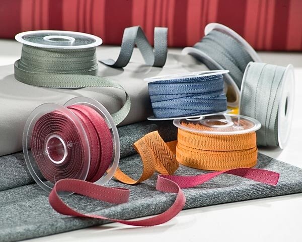 Fischgrat-Ripsband TENNESSE, zweifarbig, 15 mm grau-schwarz