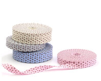 Baumwoll-Schrägband mit Tatzen rosa 30 mm