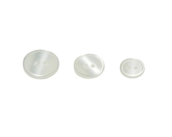 Kunststoffknopf SCHIMMERND, wollweiß, Union Knopf 12 mm
