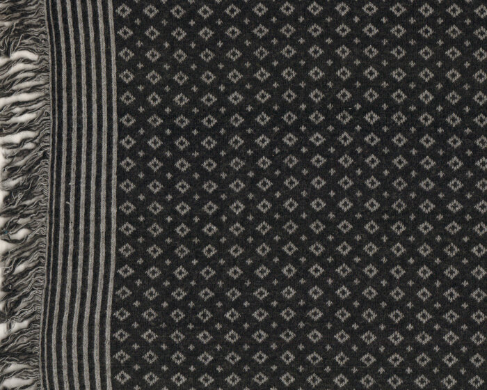 Woll-Strick-Jacquard mit Fransen VIKTOR, Rauten, schwarz