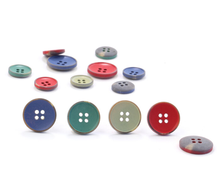 Kunststoffknopf MATTIERT, erhöhter Rand, Union Knopf lindgrün 15 mm