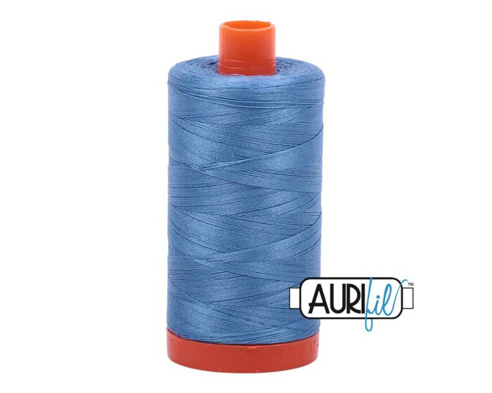 Quiltgarn AURIFIL 50wt aus Baumwolle, 1300 m 2725