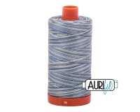 Quiltgarn AURIFIL 50wt aus Baumwolle, multicolor, 1300 m...