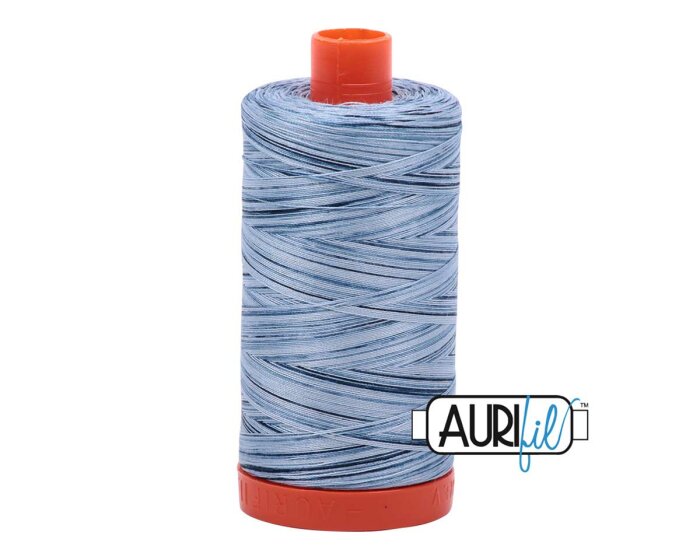 Quiltgarn AURIFIL 50wt aus Baumwolle, multicolor, 1300 m 4669