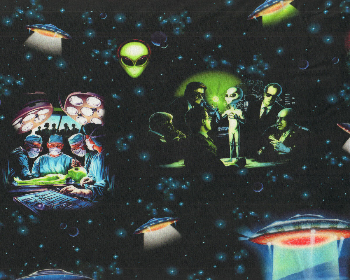 Patchworkstoff AREA 51, UFOs mit Aliens, schwarz, Robert Kaufman, 23,99