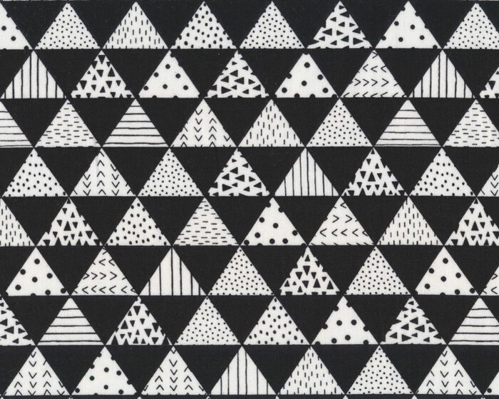 Patchworkstoff BLACK AND WHITE with a touch of bright, Dreiecke, schwarz-weiß, Studio E
