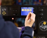 bernette b79 HARRY POTTER Näh- und Stickmaschine mit Stickmodul