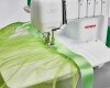 BERNINA Coverstich L 620 mit Lufteinfädler