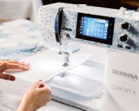 BERNINA 495 LIBERTY Edition Nähmaschine mit L-Trolley