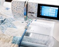 BERNINA 495 LIBERTY Edition Nähmaschine mit L-Trolley