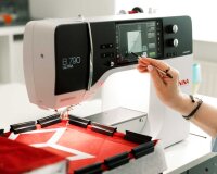 BERNINA 790 ULTRA Stick- und Nähmaschine mit Stickmodul L