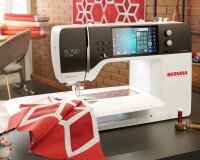 BERNINA 790 ULTRA Stick- und Nähmaschine mit Stickmodul L